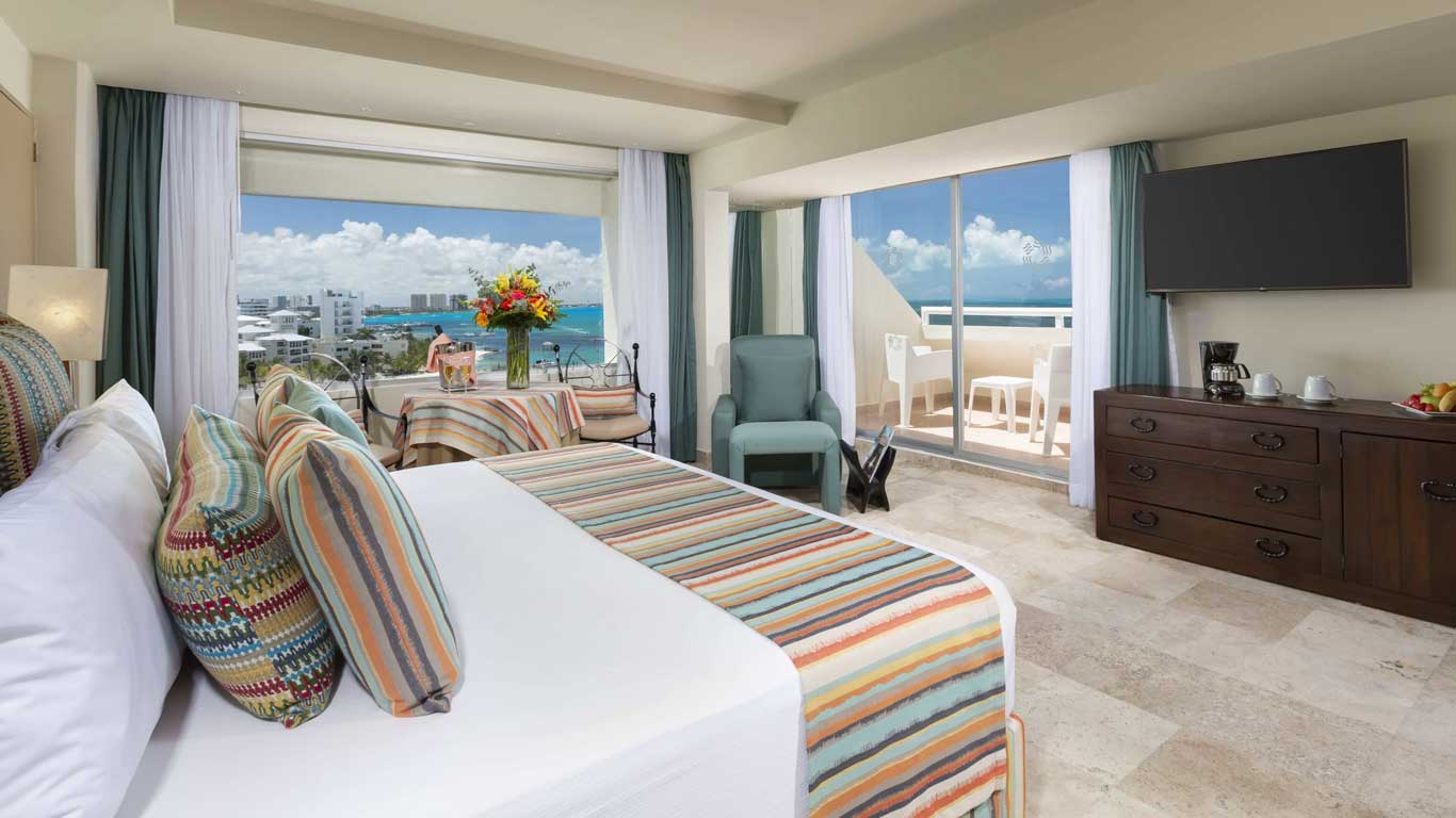 Grand Oasis Palm